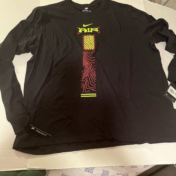 Mens Nike long sleeve NWT - Picture 1 of 2